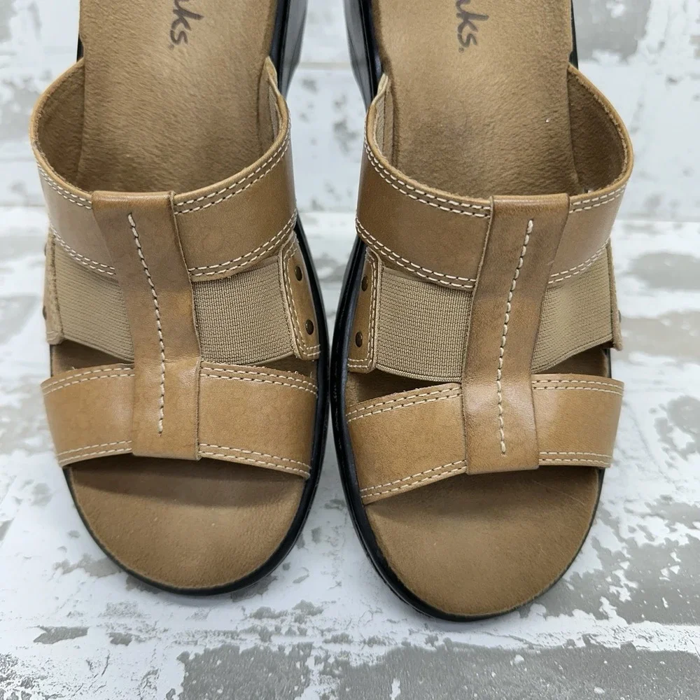 Clarks holiday sandals